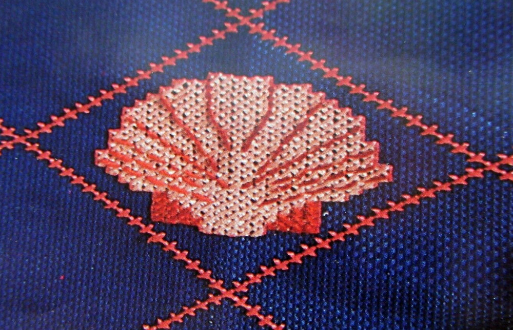 Just Cross Stitch Magazine Has Pages Missing But Has 14 Complete Patterns
