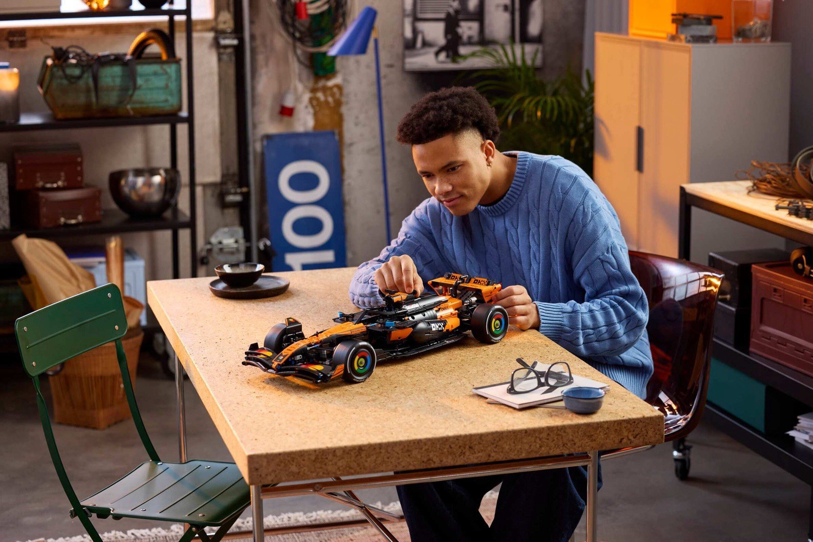 2026 1675 Pcs 1:8 Technical McLaren MCL-39 Building Blocks #42228 F1 Race Car