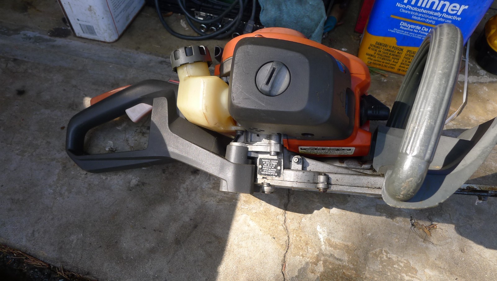 HUSQVARNA 122HD45 HEDGE TRIMMER