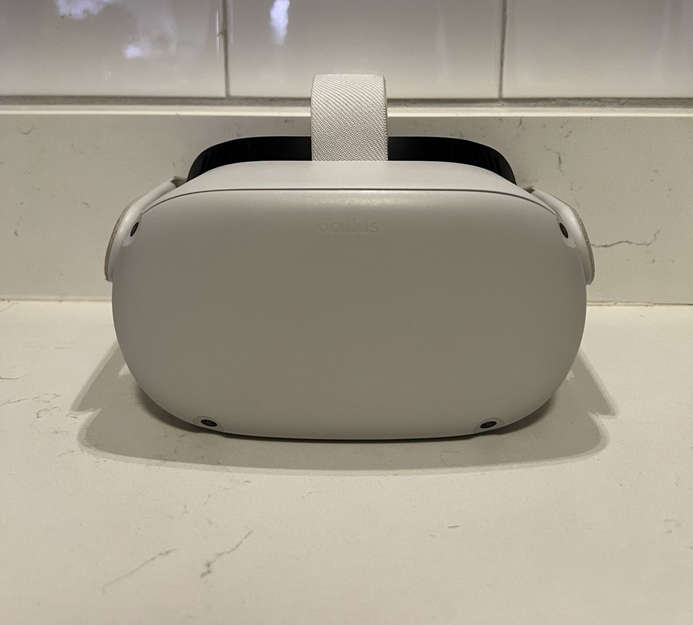 Meta Oculus Quest 2 - 256GB VR Headset & Carrying Case