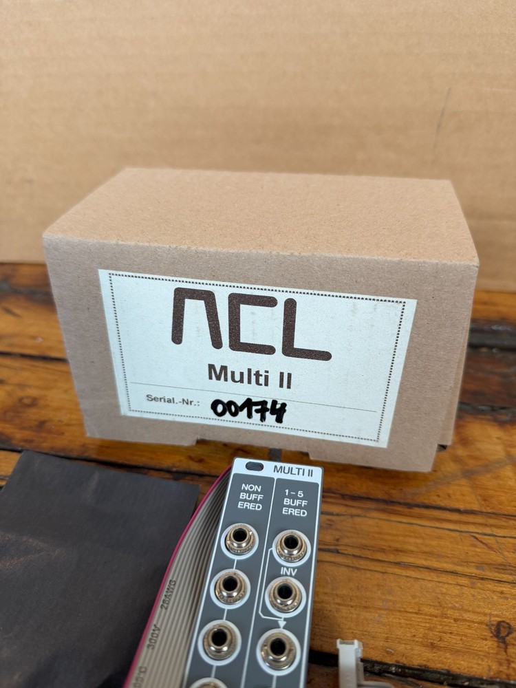 ACL Multi II Buffered Unbuffered Multiple Eurorack Module