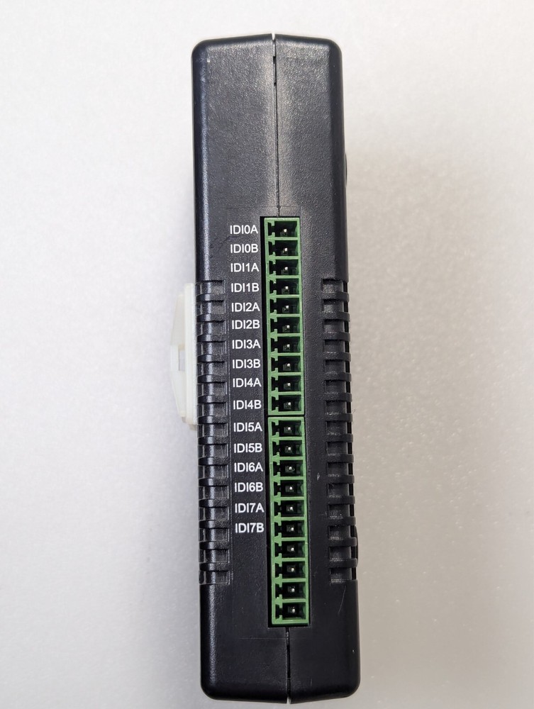 Advantech USB-4761 Portable Data Acquisition Module 8-ch Relay