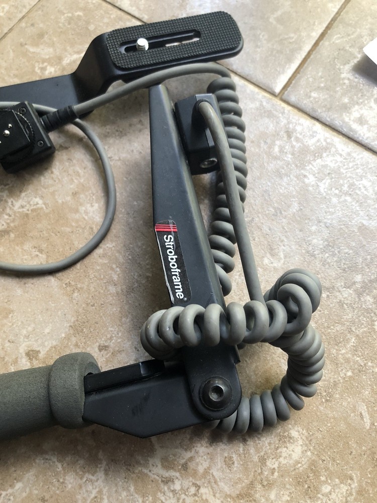 Stroboframe flash bracket Lot with Nikon SC 17 TTL Cable Nikon AS E900