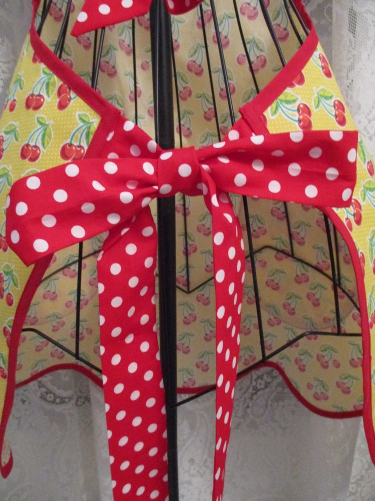 HANDMADE APRON CHERRIES