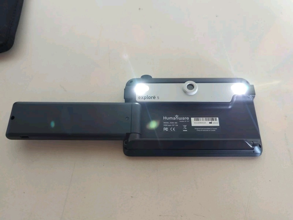 HUMANWARE Explore 5 Handheld Electronic Magnifier - CRACKED SCREEN