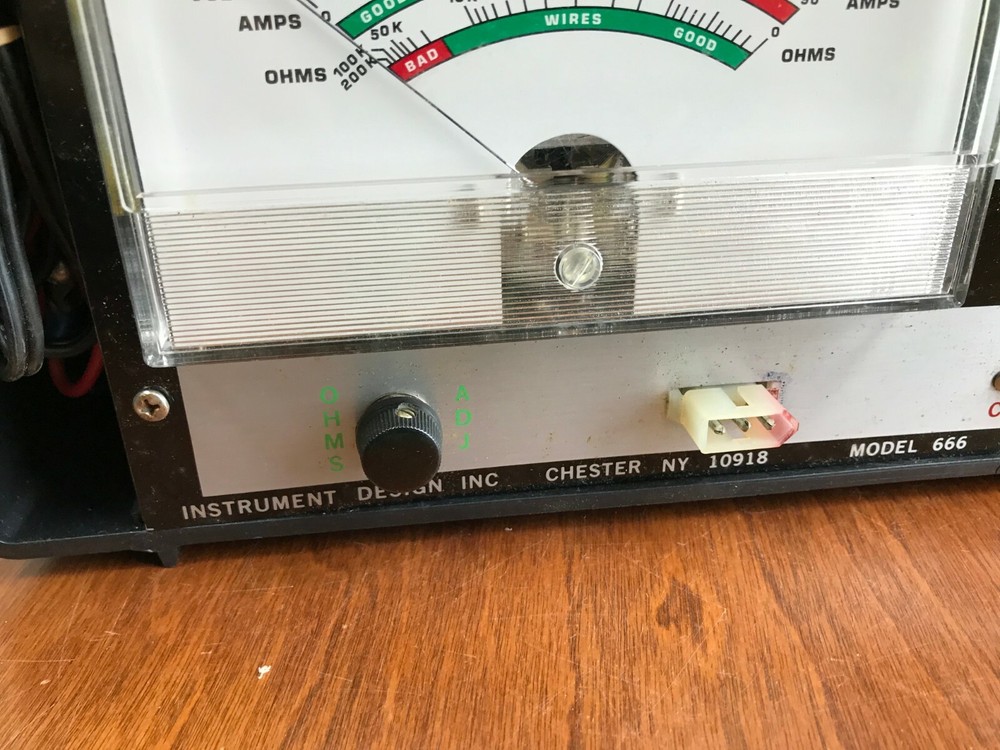 Vintage Solid State Engine Analyzer 4-6 Cylinder Model 666