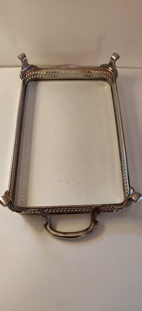 Wm Rogers Silver plated Casserole With Pyrex Glass Insert