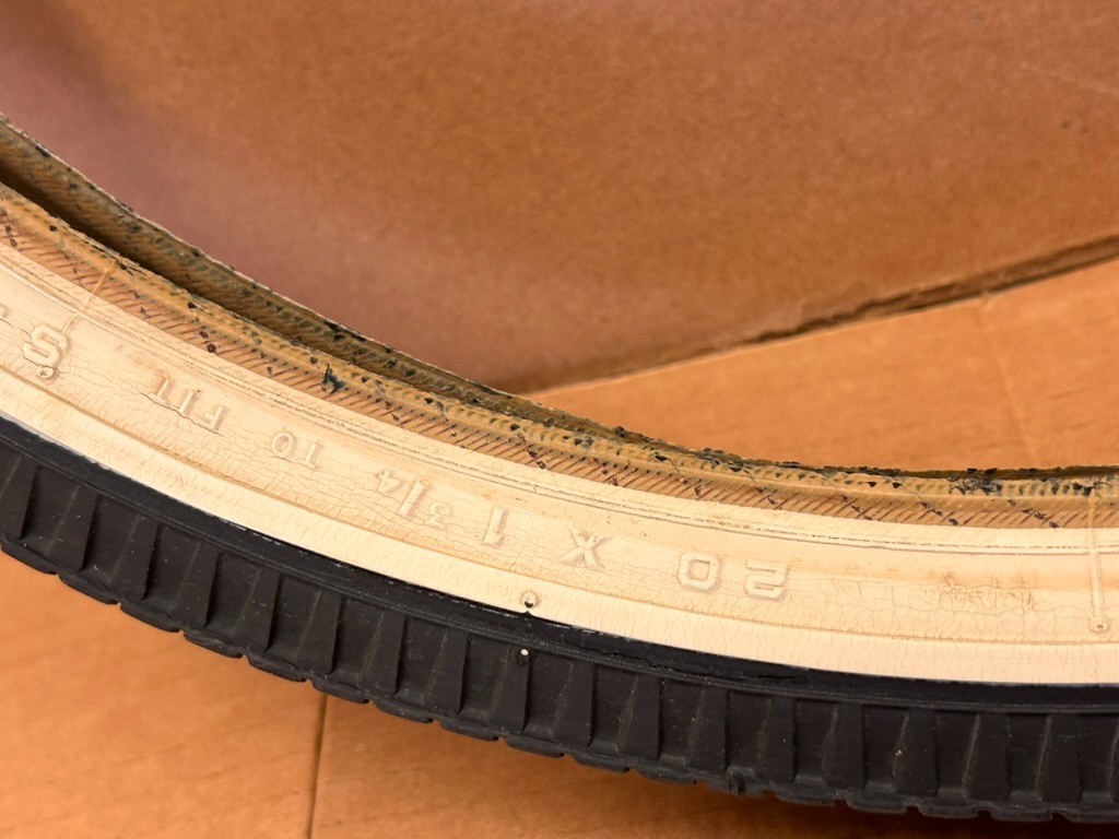 Schwinn Sting Ray Gripper Slik White Wall S7 Fair Lady Rear Tire 20x1 3/4" Used