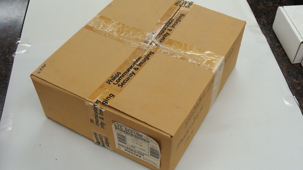 Philips / Bosch LTC 5231/60 DISTRIBUTION AMPLIFIER NEW