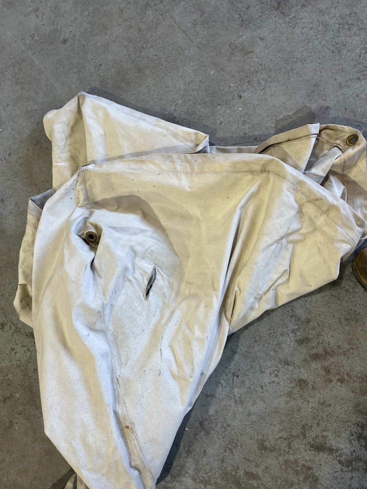 ULINE PEANUT DISPENSER PACKING CANVAS SET CEILING MOUNT