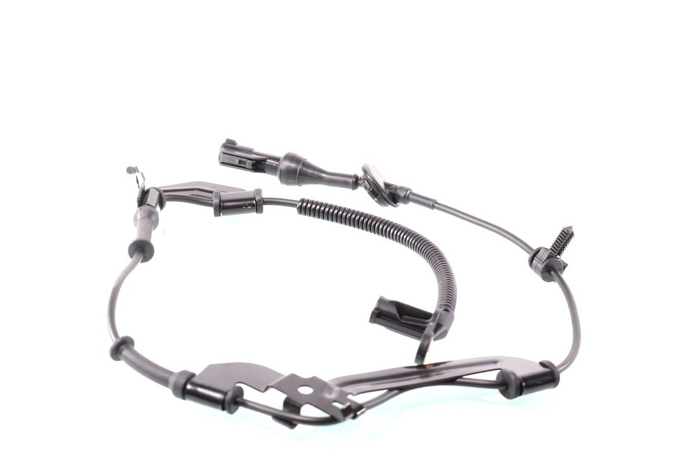 1x front ABS sensor GH-702579V