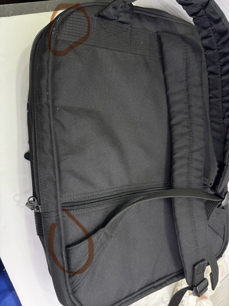 Fellowes Back Pack Computer 10 Pockets, 10 x14 x7 Expandable SM White dots flaw