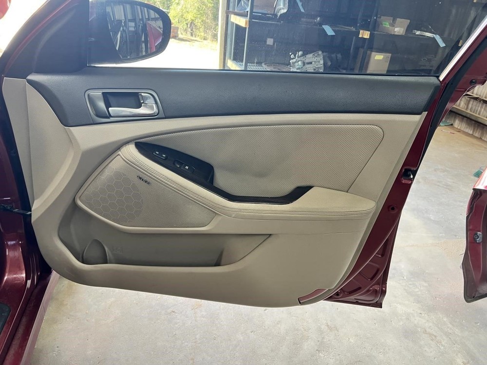 OPTIMAKIA 2015 Fuse Box Cabin 104778699