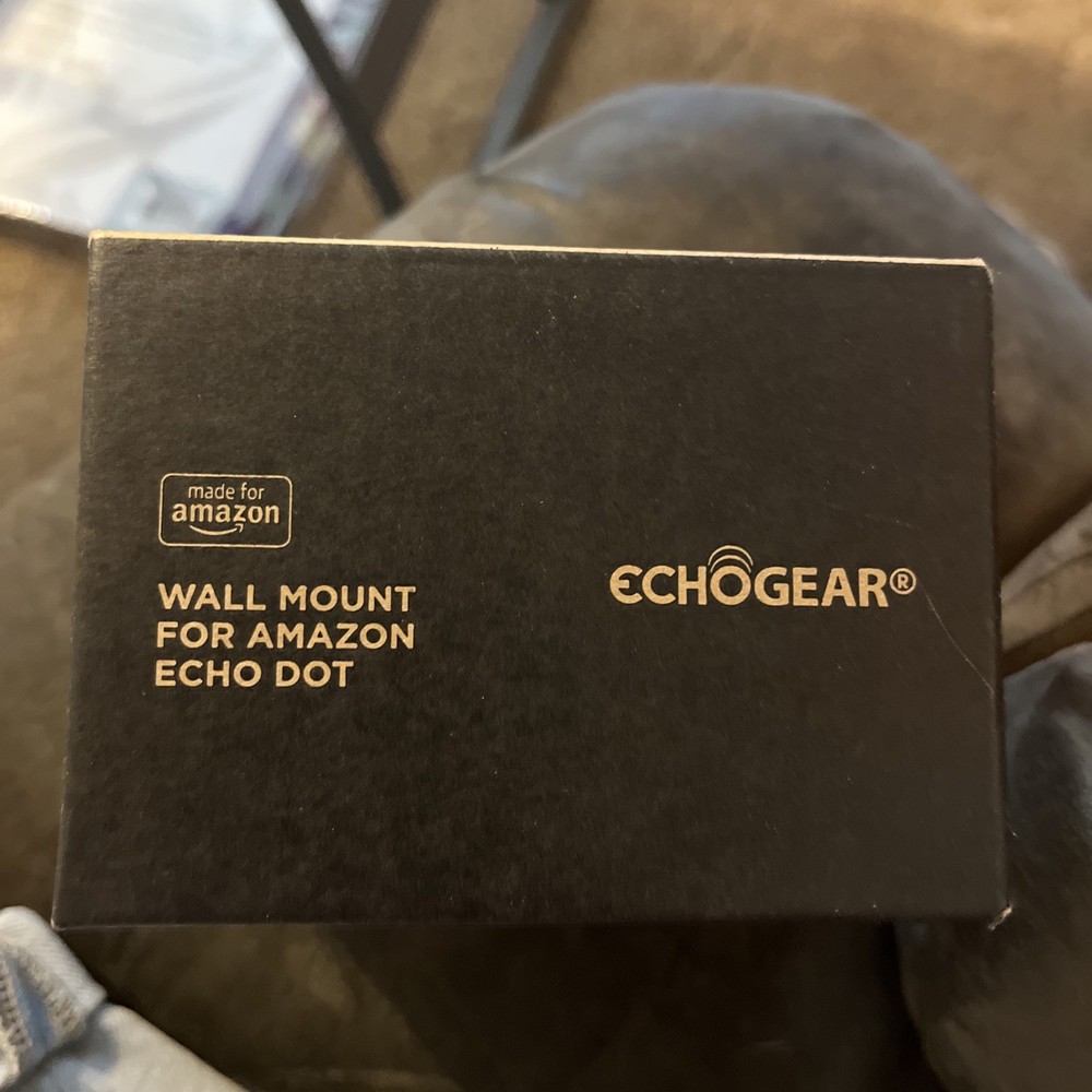 Echo Dot (4th generation) Echogear New Wall Mount Made For Amazon