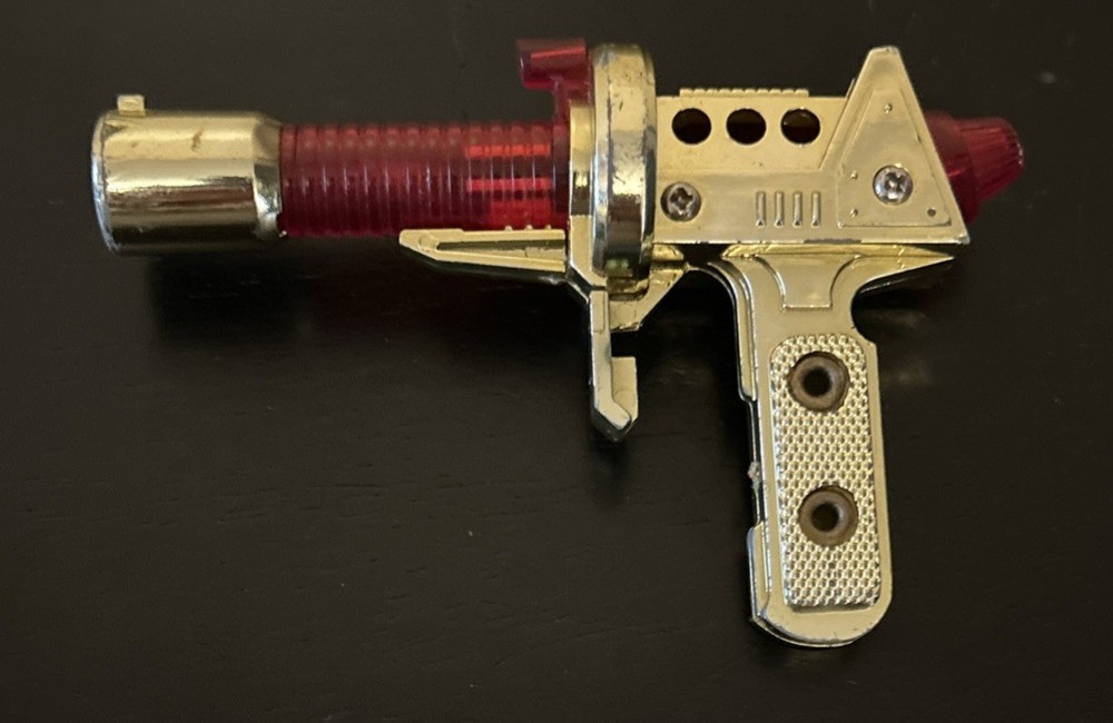1984 Magnatron MT-2 Robot Blaster Weapon Only