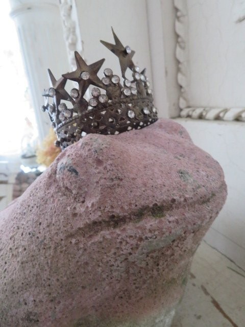 ADORABLE Chippy PINK Vintage STATUE Garden FROG TOAD Time Worn Patina