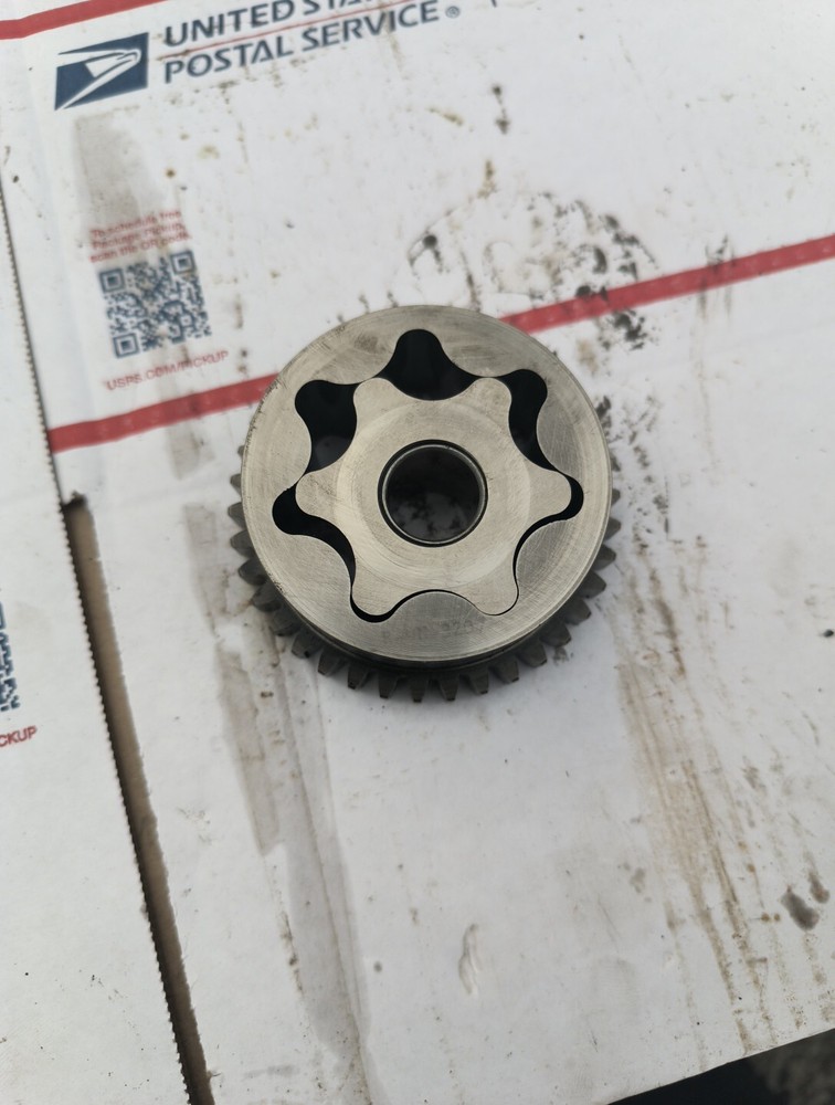 Caterpillar Marine 3208 Oil Pump