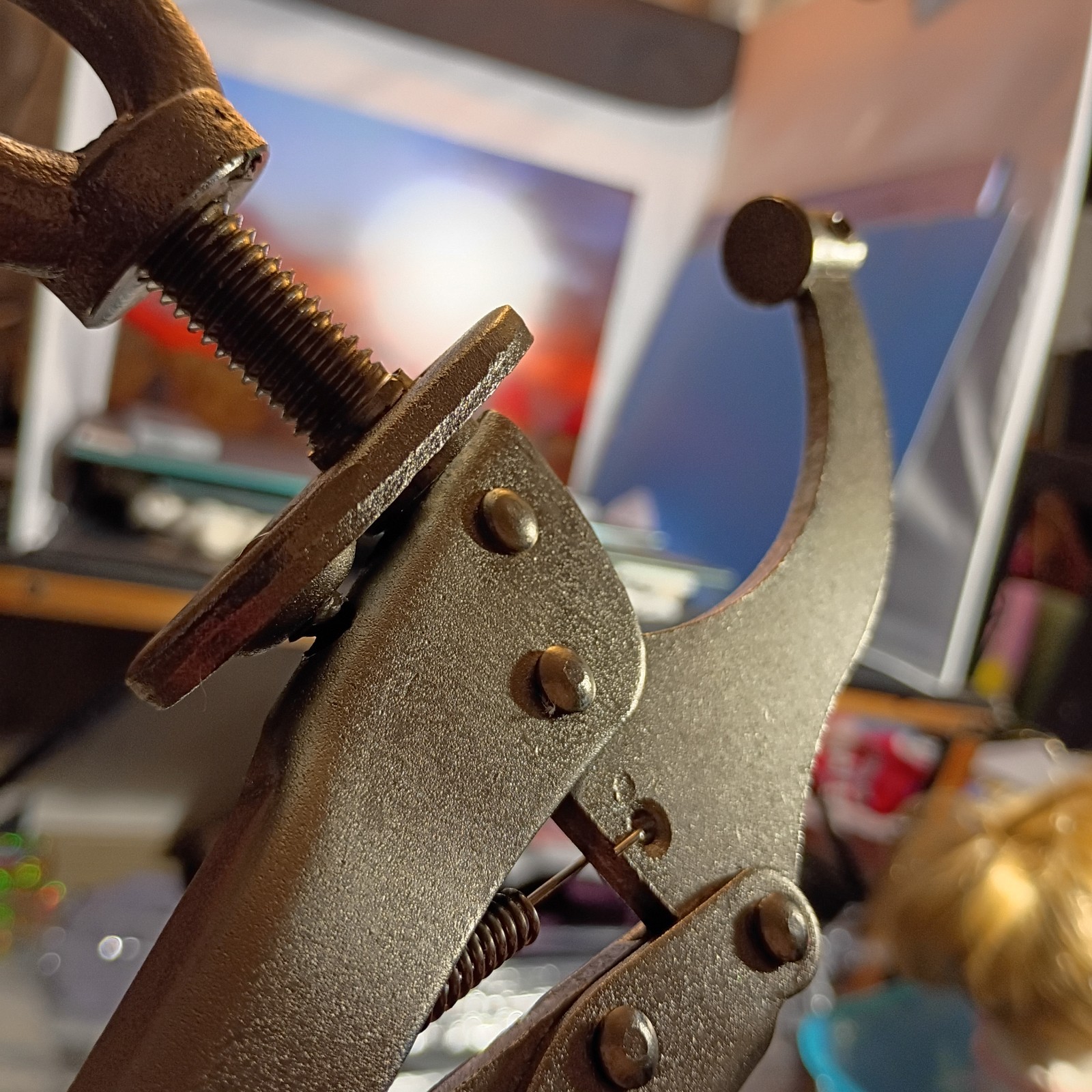 Pittsburg Heavy Duty Pittsburgh 9" Locking Drill Press Clamp Vise