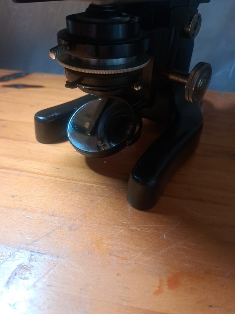 Antique Ernst Leitz Wetzlar Microscope SN 335050
