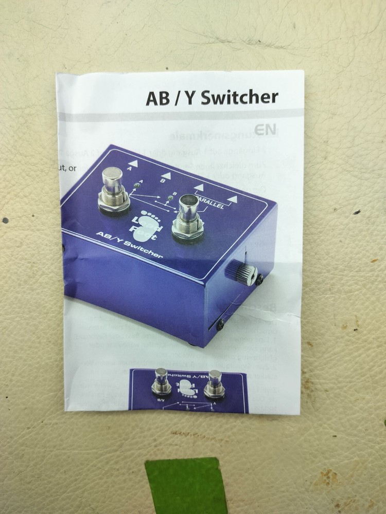 Lead Foot AB/Y Switcher