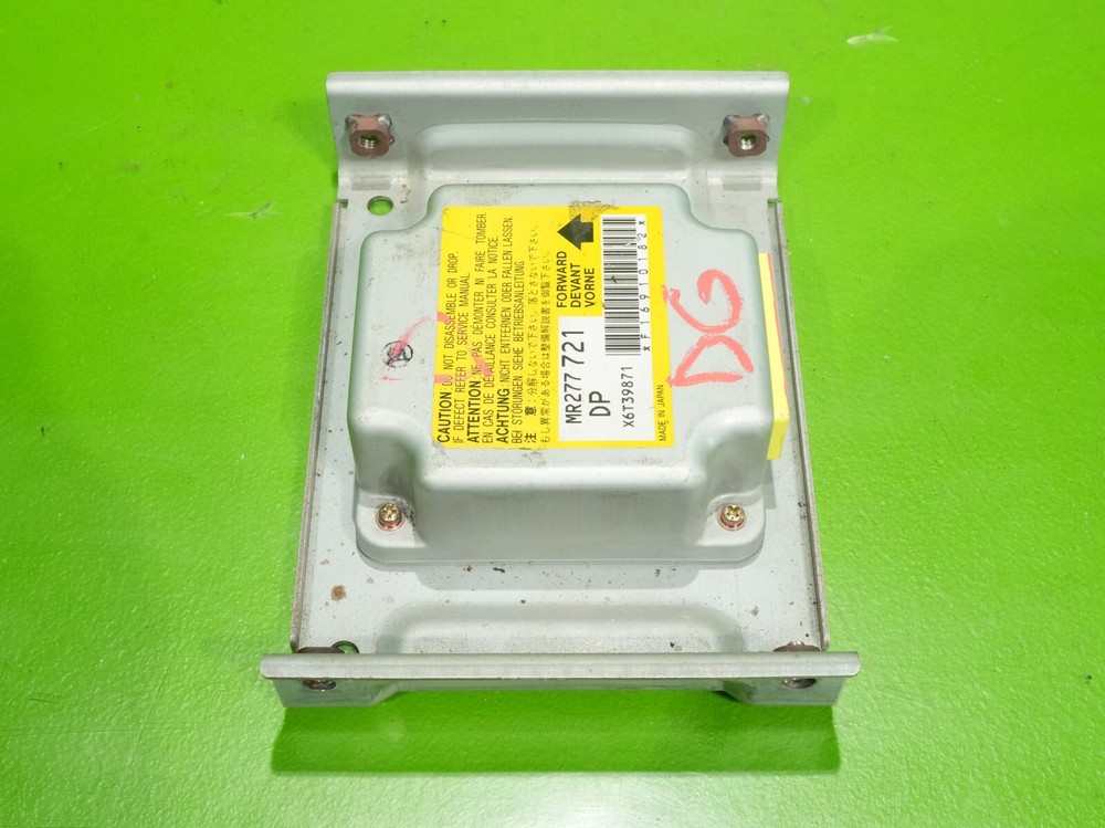 97-99 3000GT OEM MR277721 computer unit module