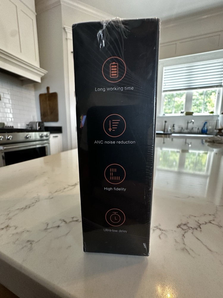 Kinglucky Wireless Lavalier Microphone System