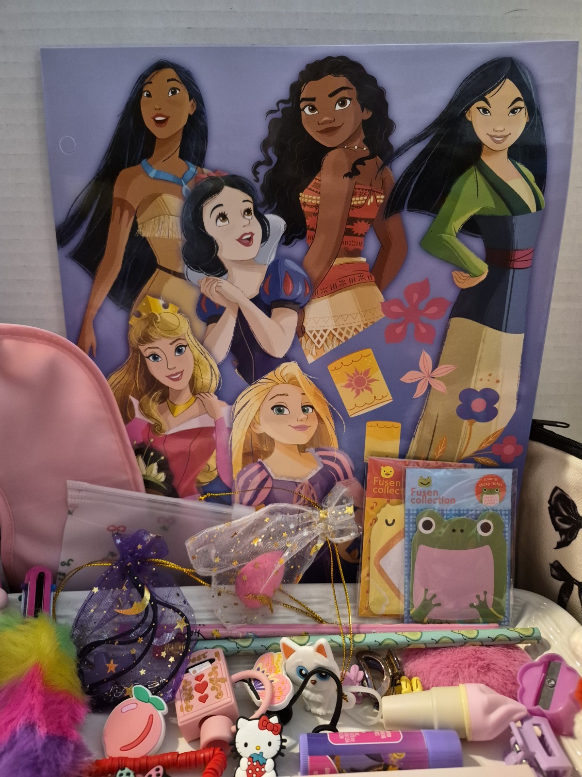 Kids Mystery Scoop + Bonus Toy Surprise/ Fun & Random/ Ages 8-12