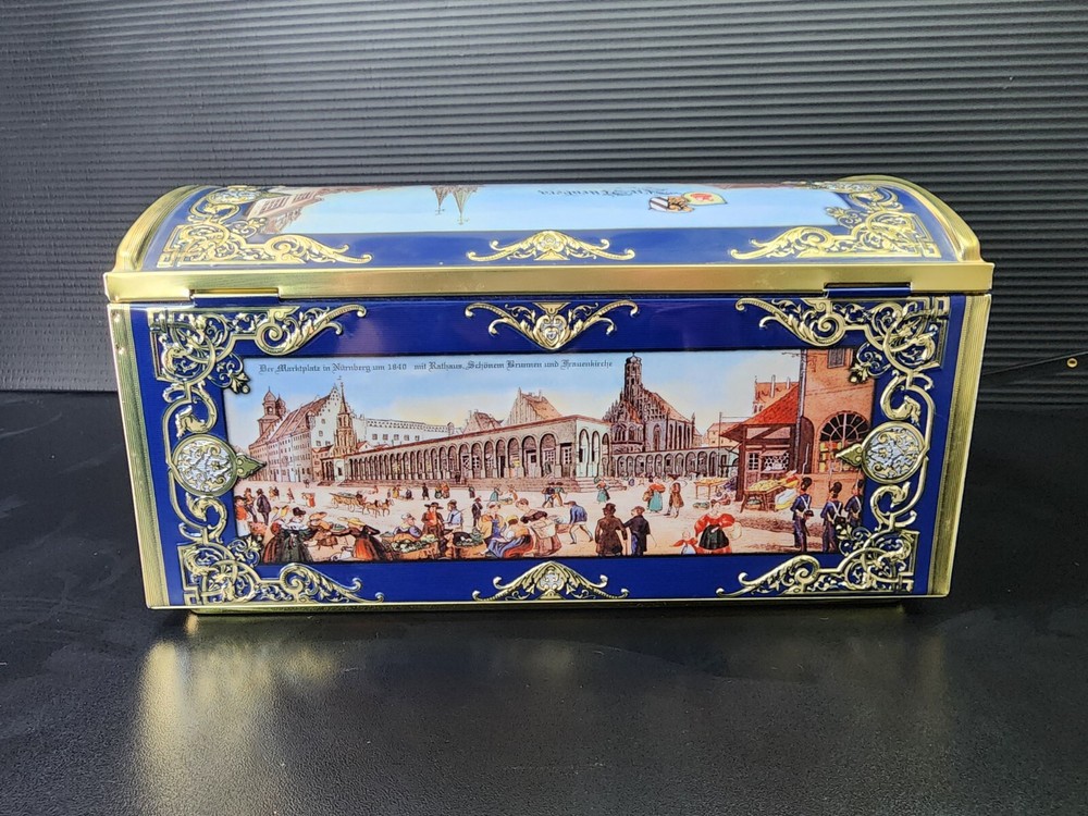 Lebkuchen-Schmidt Made in Germany Rounded Lid Tin Box Blue