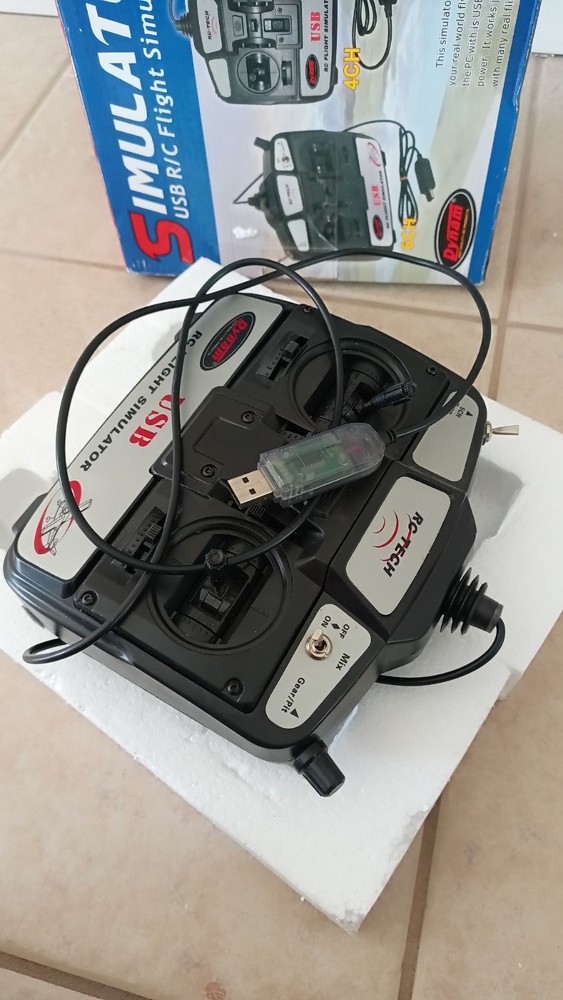 Dynam RC Flight Simulator USB with Controller for RC Helicopter Plane Training
