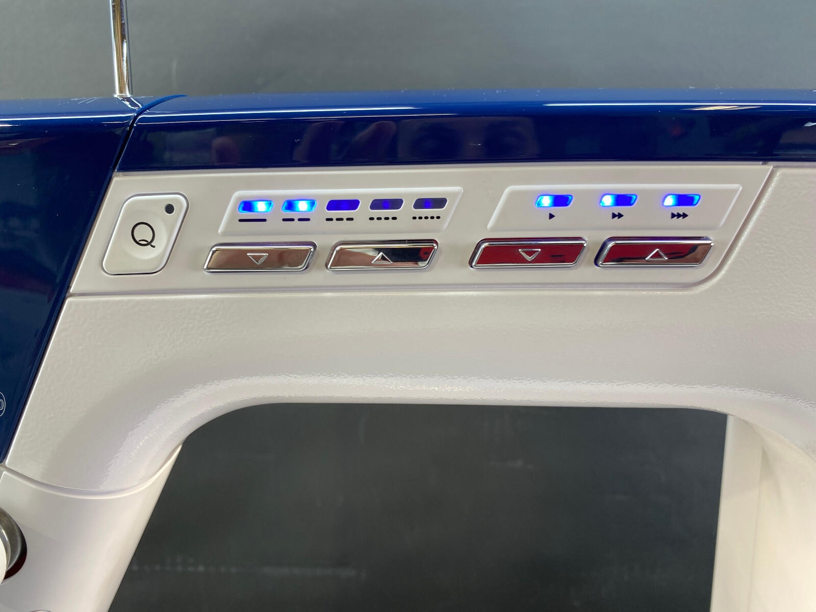 Grace Little Rebel Long Arm Quilting Sewing Machine w/ Stitch Regulator