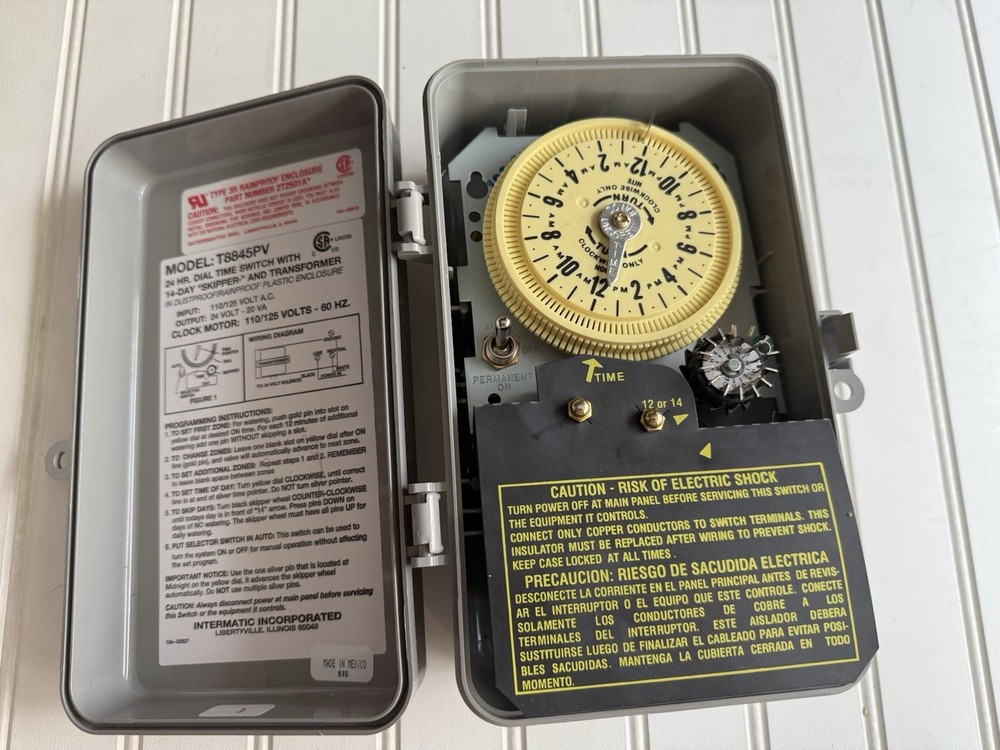 Intermatic T8800 Series 125V Input 24V Output Irrigation Sprinkler Timer