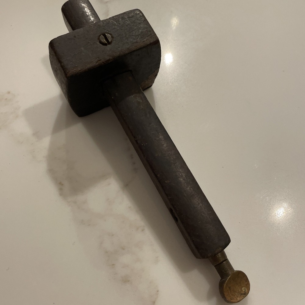 Primitive Wood Working Tool Scribe Ruler - Missing One Knob