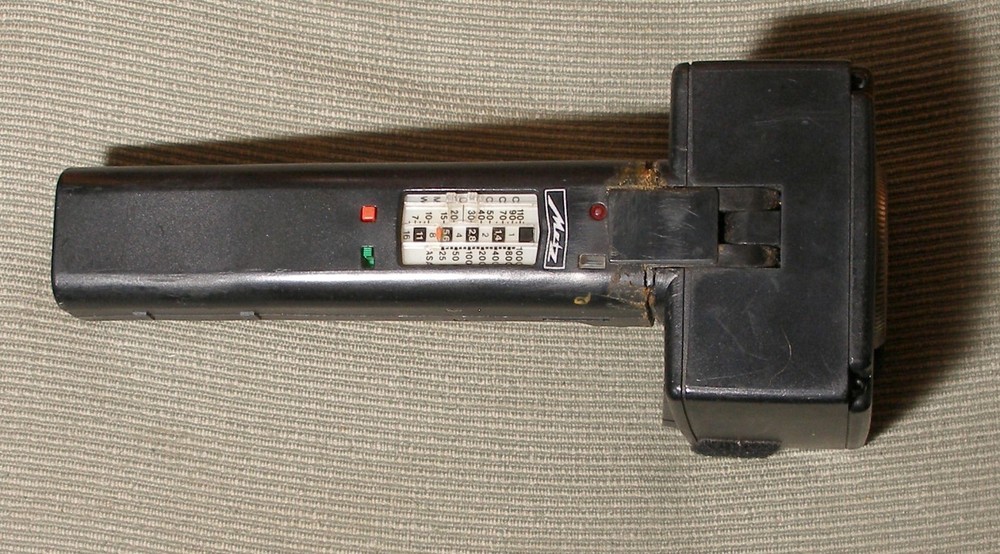 Metz 60 CT 1 Mecablitz,professional flash,handle mount,( flash head only)