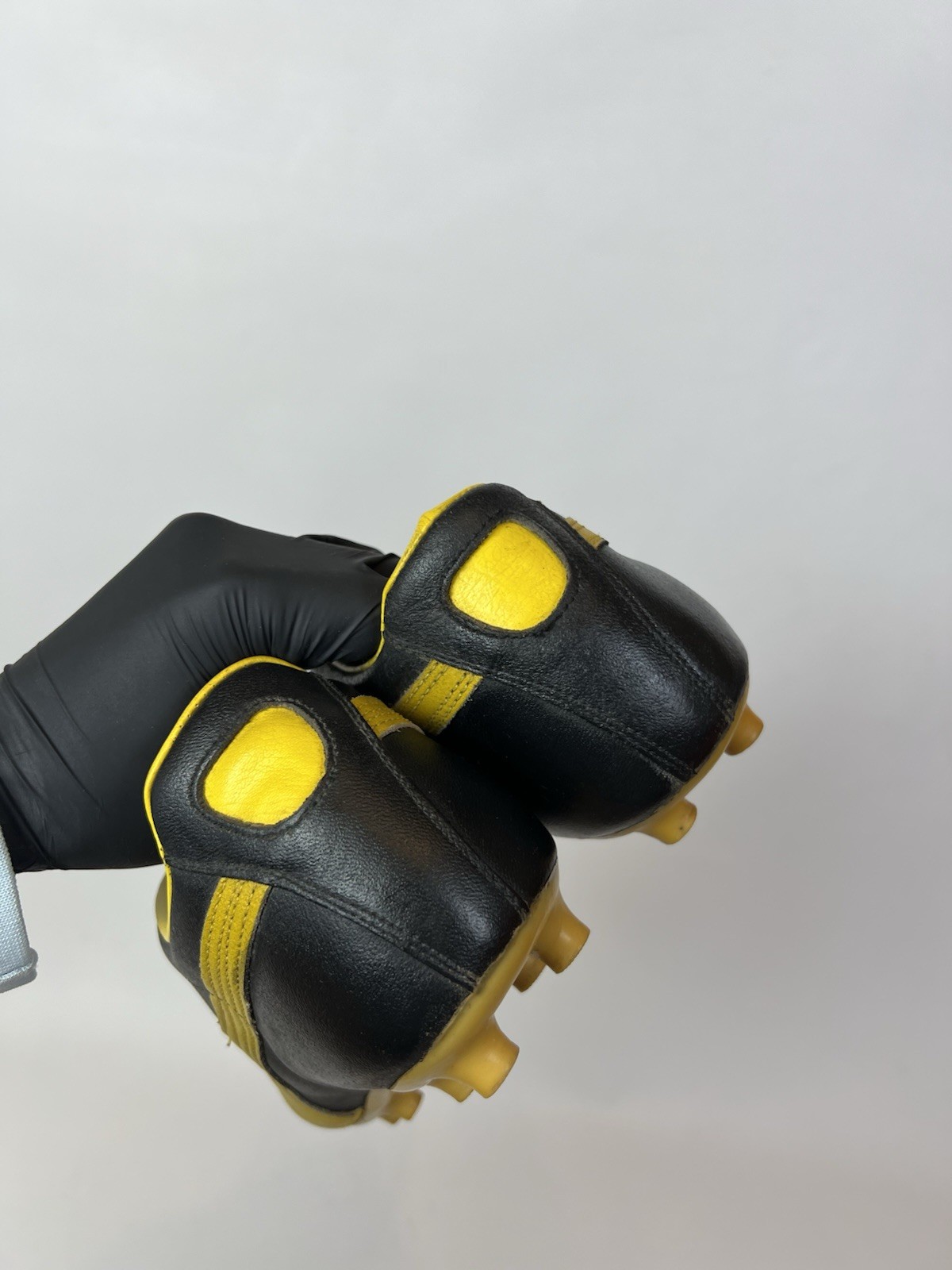 Vintage PUMA BORUSSIA Soccer Futbol Cleats Black Yellow