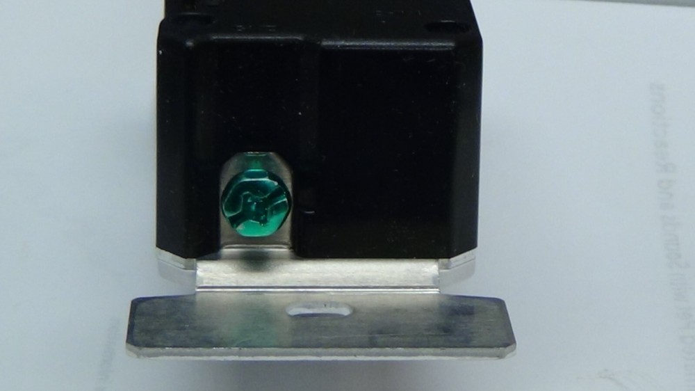 Eaton TAL06P2-C1 Toggle Dimmer with Preset