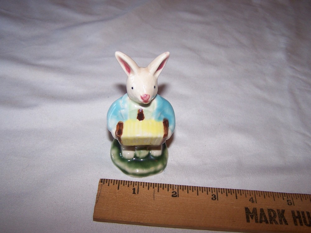 Vintage Ceramic Easter BUNNY Rabbit Playing ACCORDIAN 3" Tall