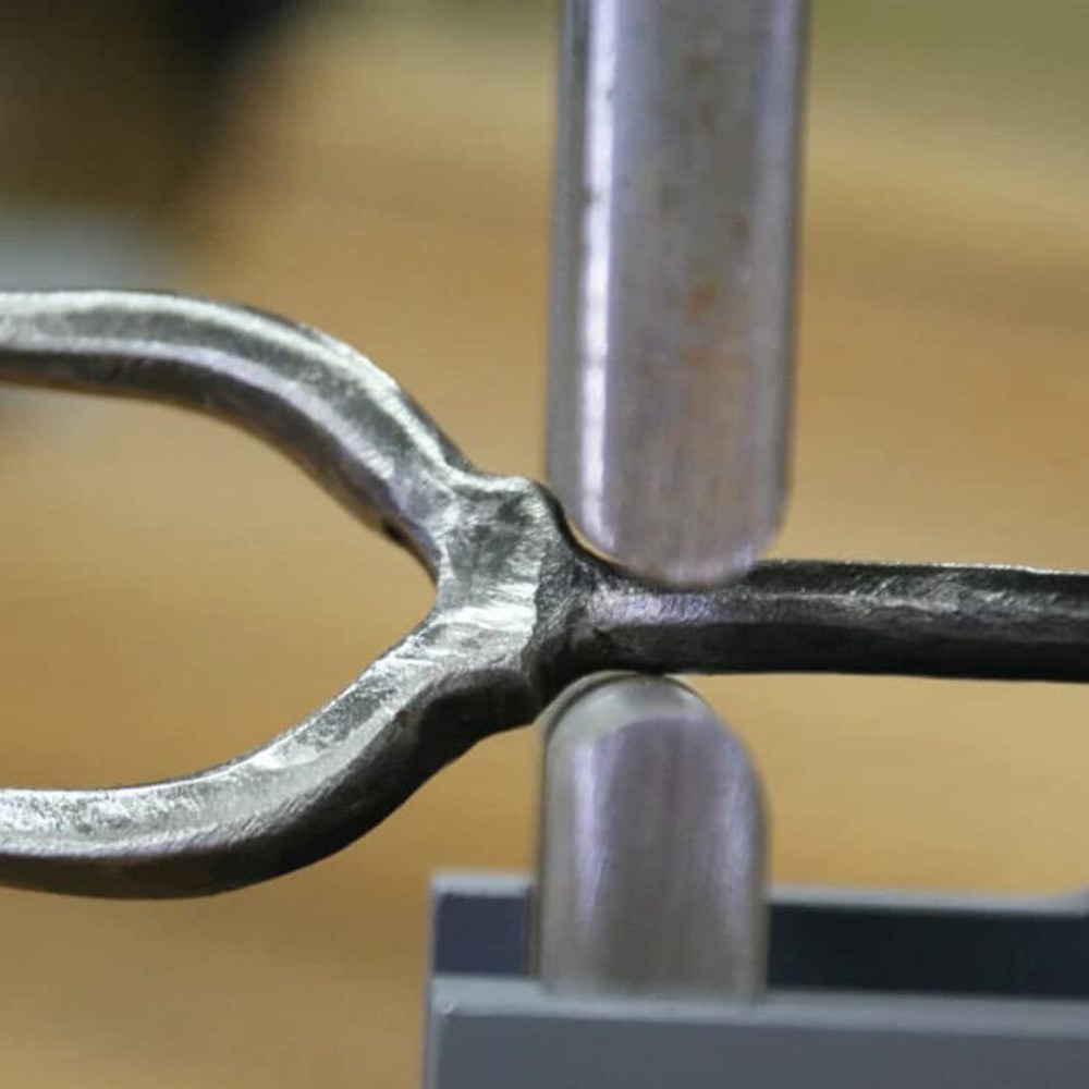 Blacksmith G2 Guillotine Tool for Round or Square Shoulders