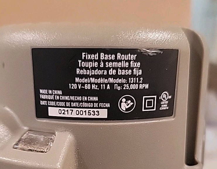 BLUE HAWK PLUNGE ROUTER