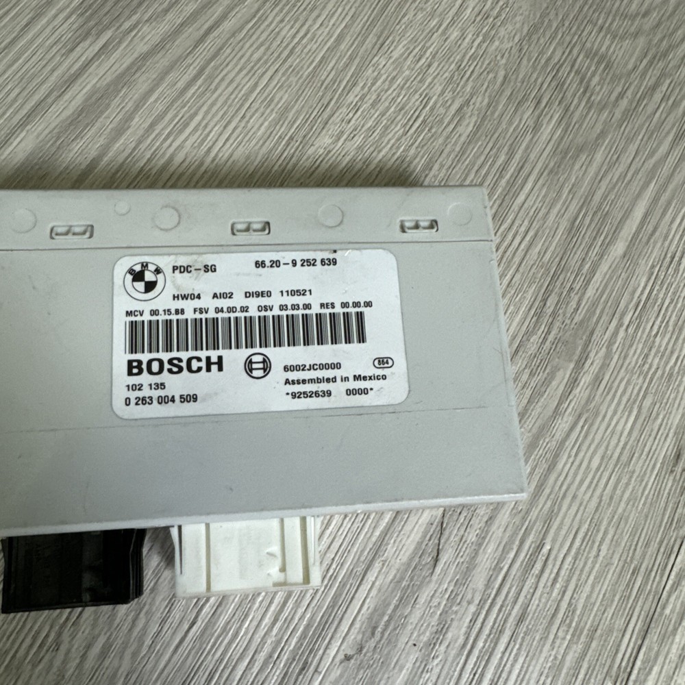08-13 BMW E90 E91 E92 E93 M3 PDC Module BOSCH 9252639