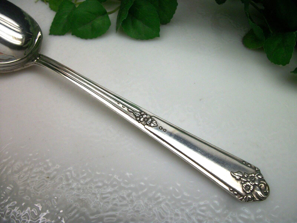 Oneida Community Tudor SWEET BRIAR Silverplate Solid Serving Spoon 1948