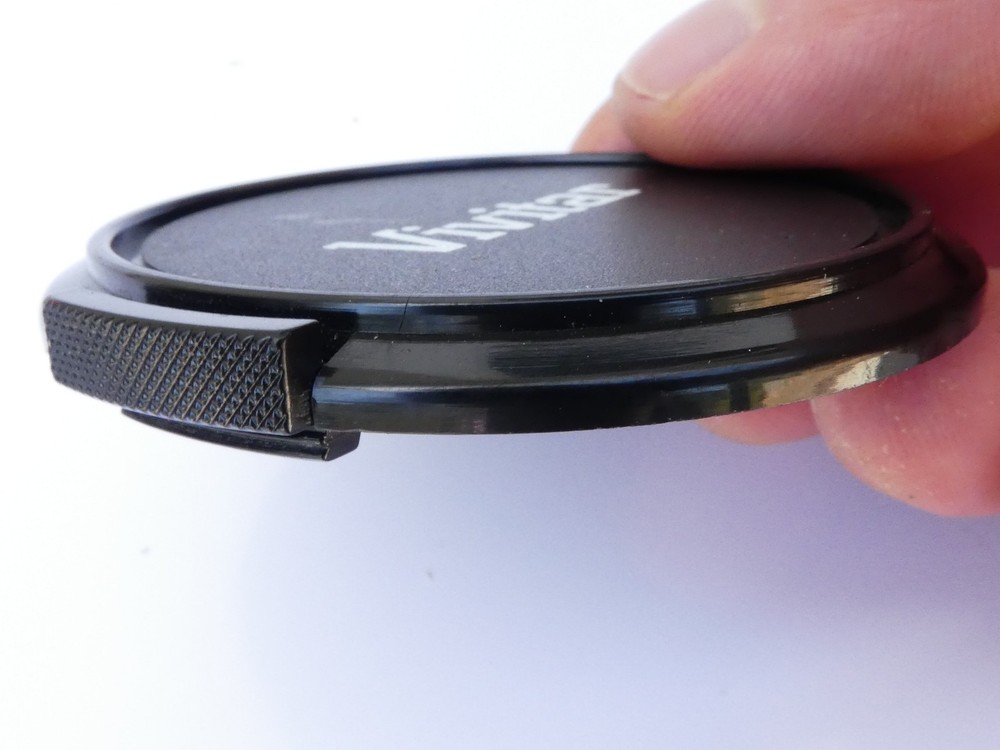 Vivitar 52mm Front Lens cap plastic snap on type