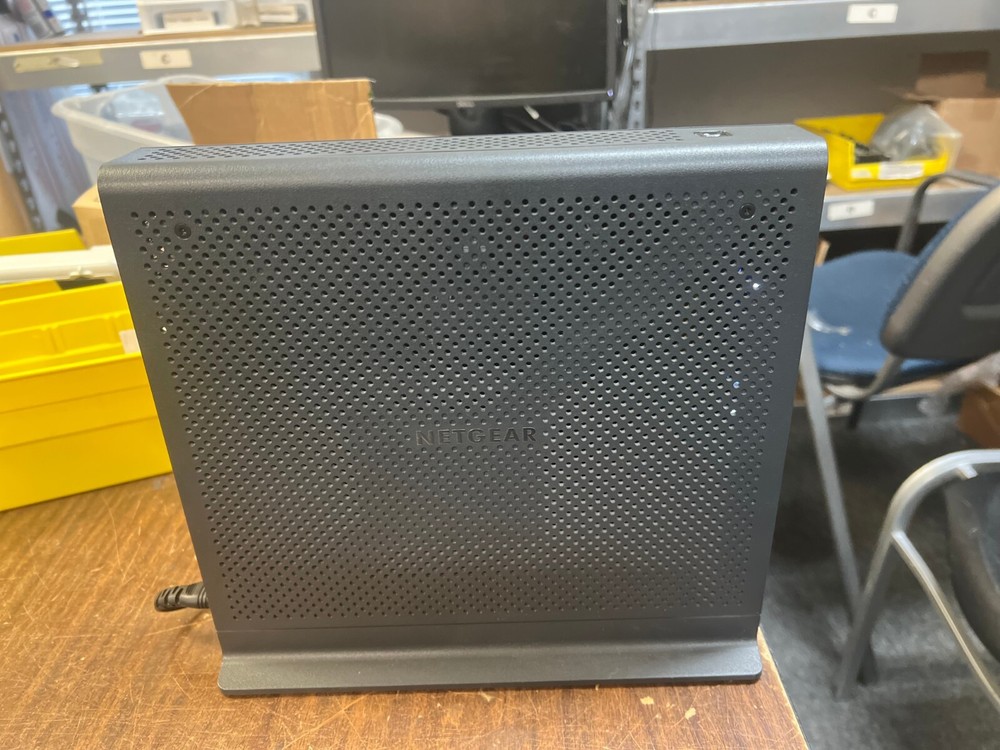 NETGEAR AC1900 Cable Modem Voice Router C7100V