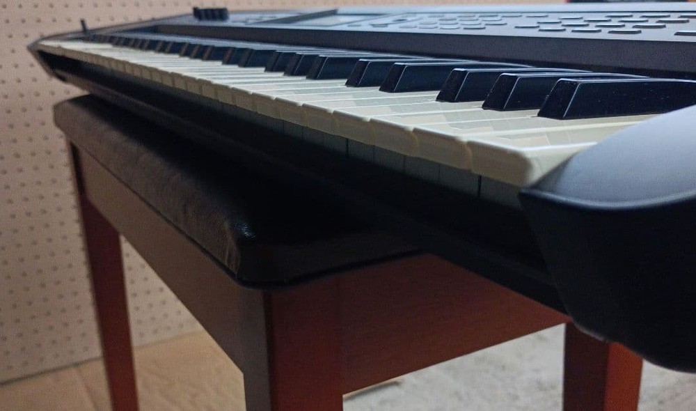 KORG KROME 61 Keys Synthesizer Used