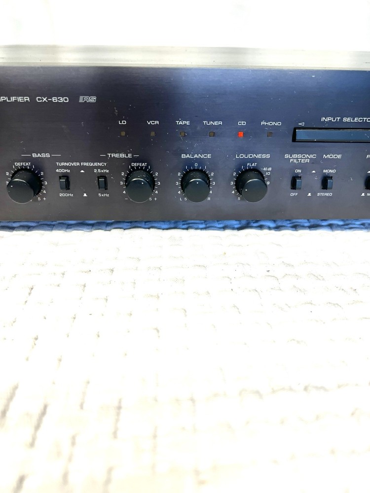 Yamahe CX-630 Preamplifier