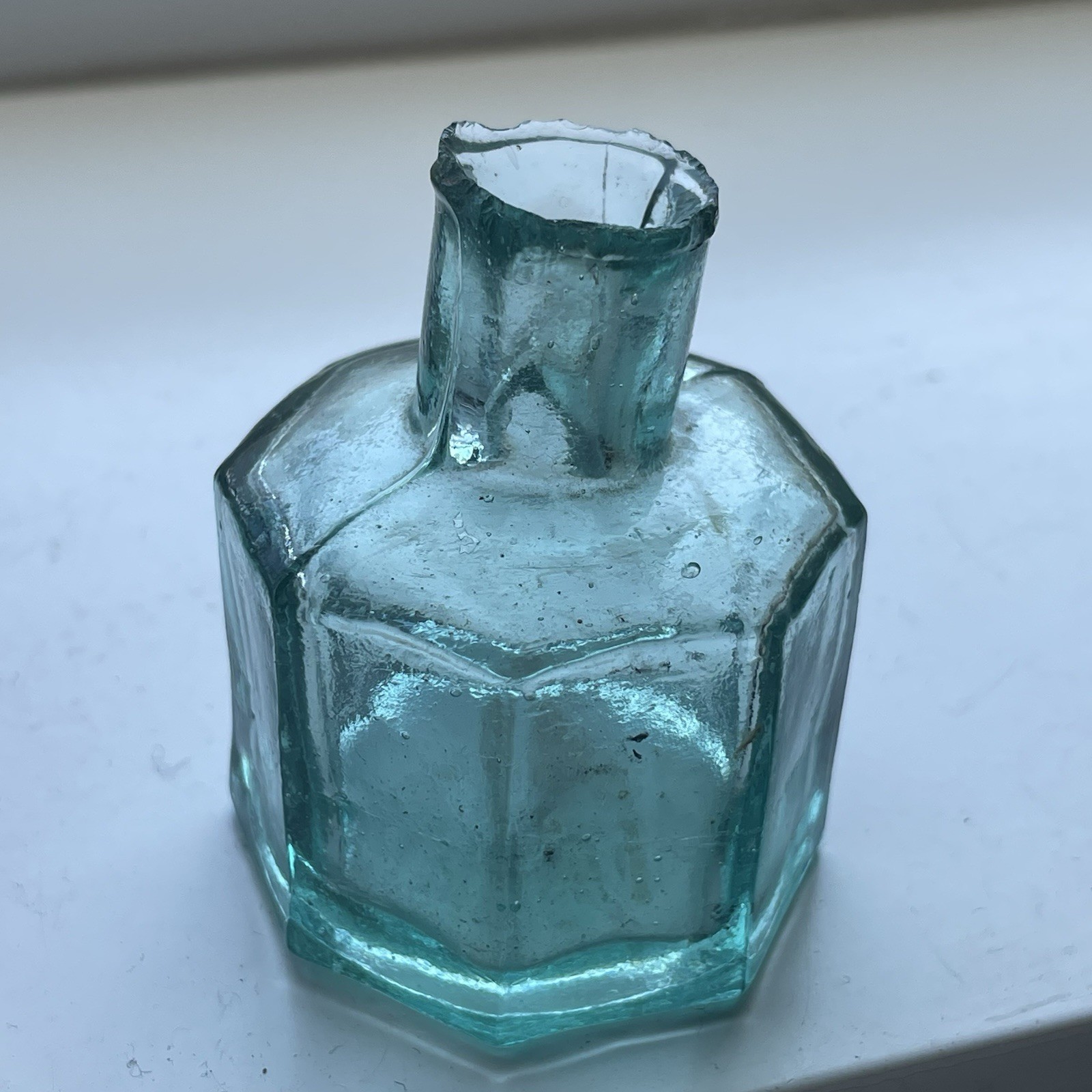 Antique Victorian Era Burst Top 8 Sided Ink Bottle