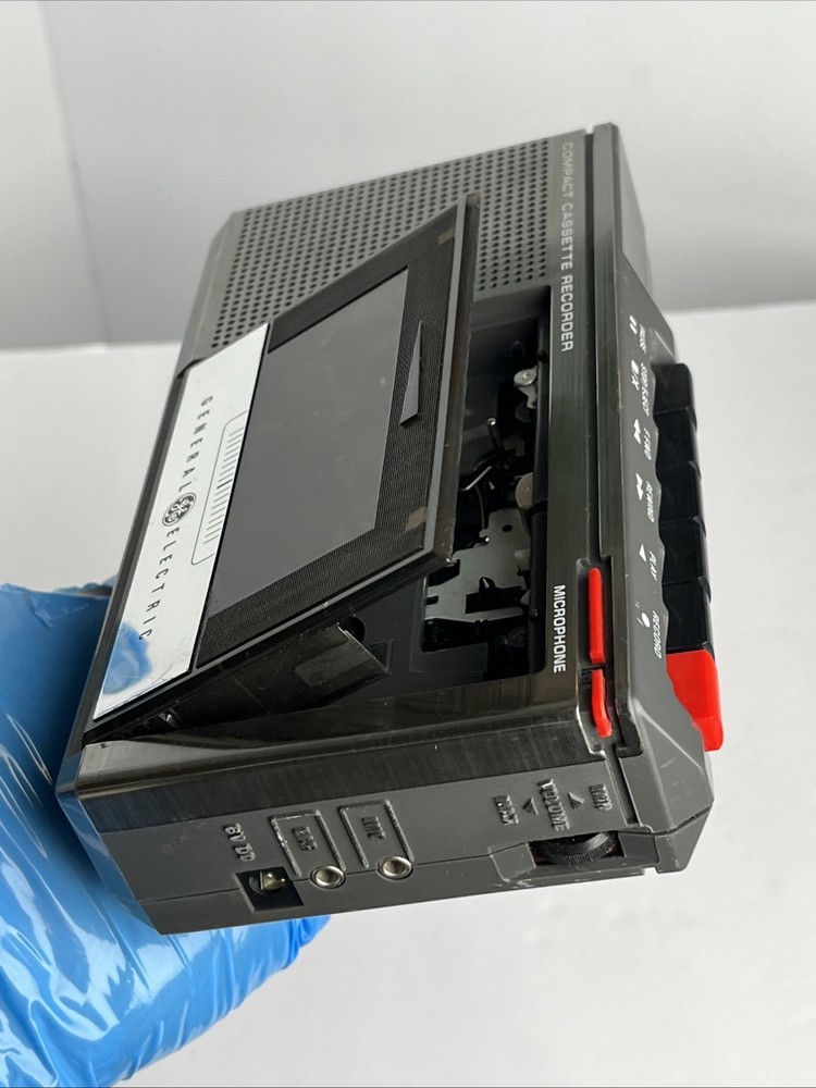 General Electric Compact Cassette Player Recorder Model 3-5300A TESTED & WORKING