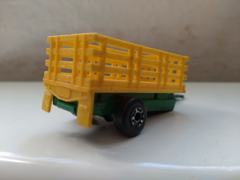 MATCHBOX CATTLE TRAILER 1979 #302