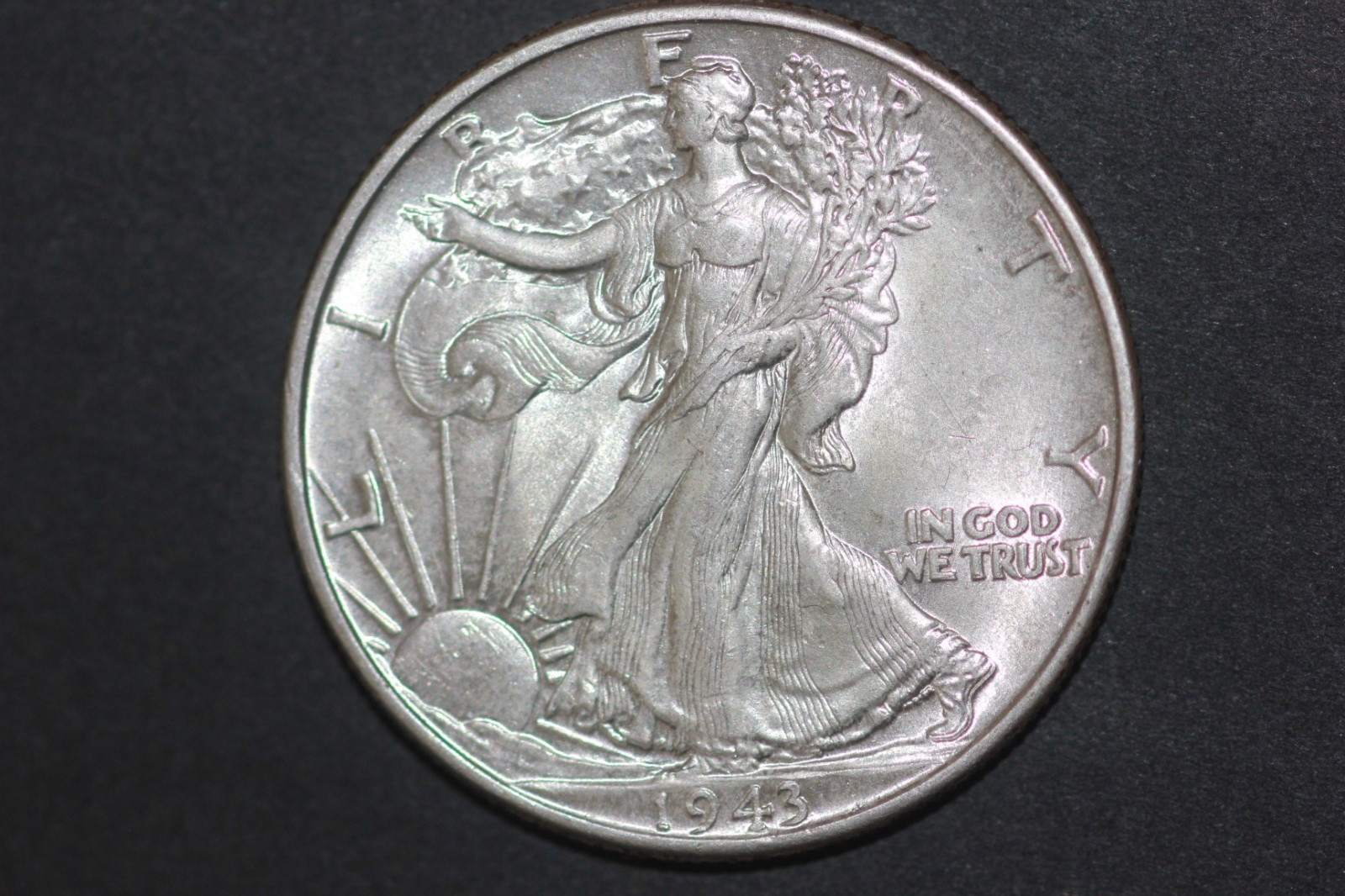 1943 Silver Walking Liberty Half Dollar BU GEM Condition "Mint Luster"