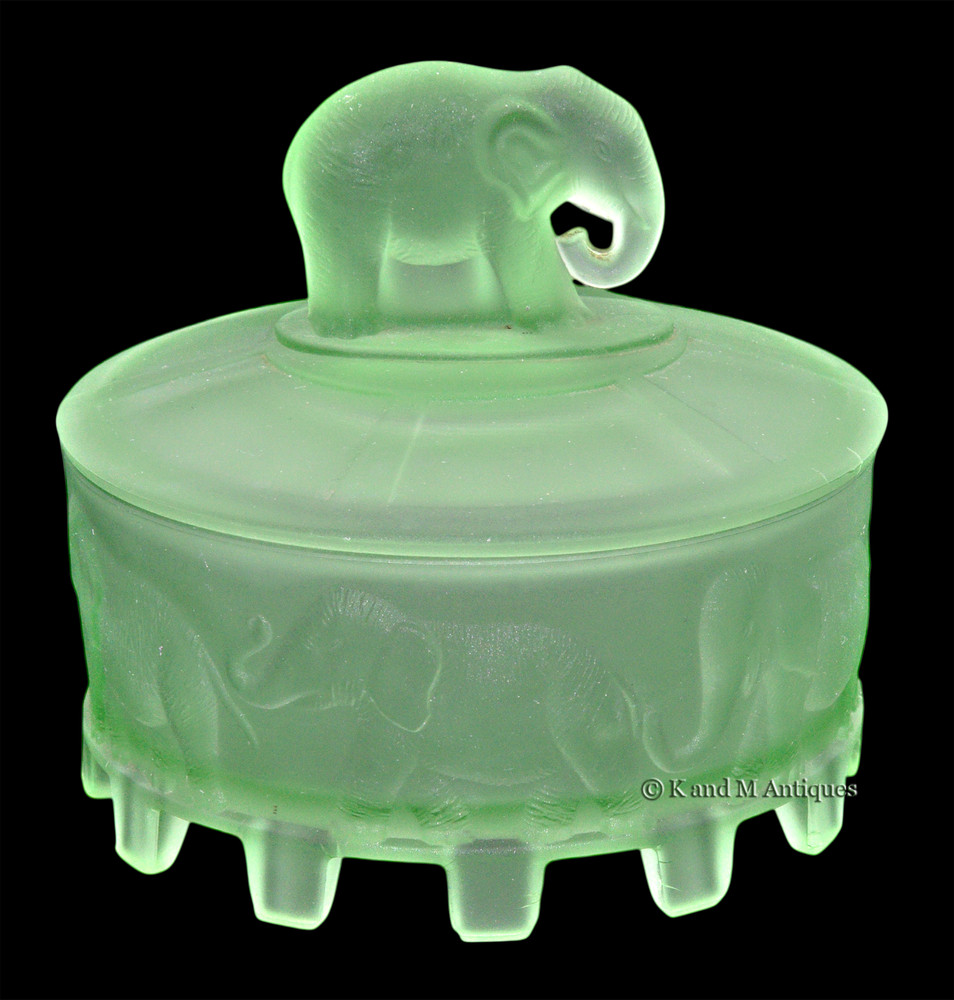 L. E. Smith Elephant Carousel Green Satin Powder Jar