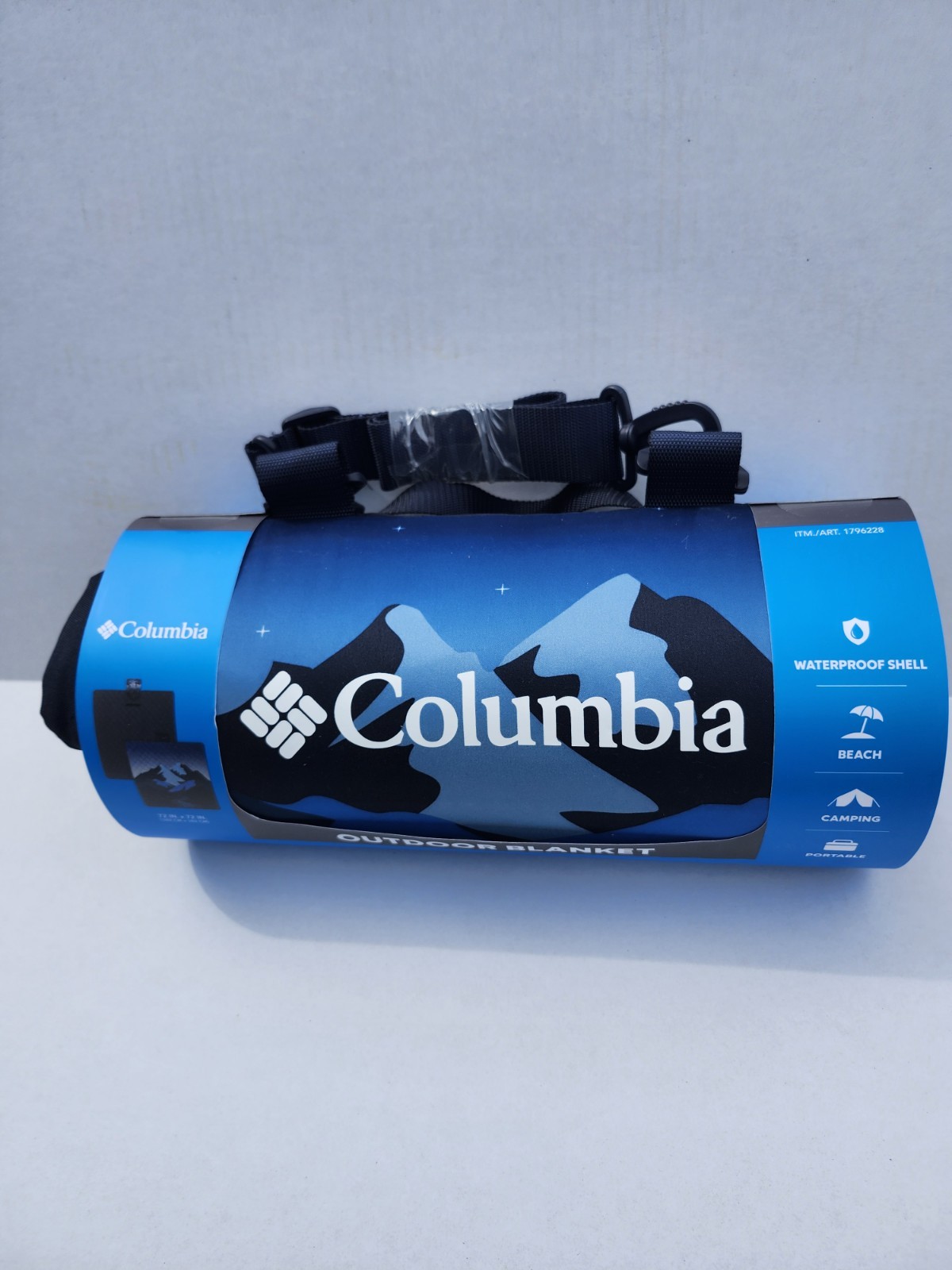Columbia Packable Waterproof Outdoor Blanket - 72 x 72 IN